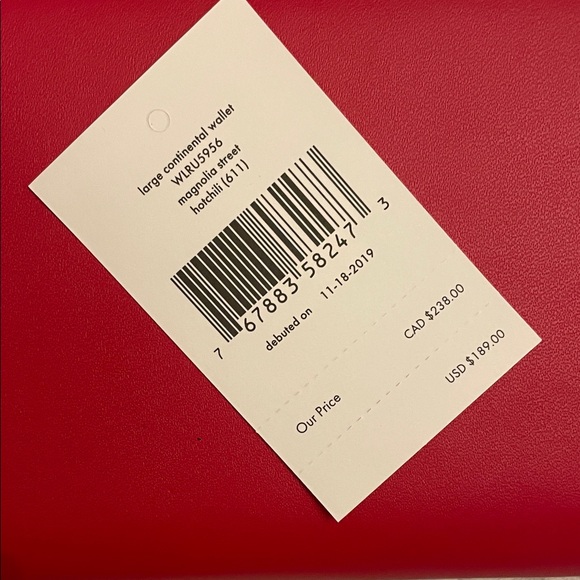 Kate Spade Scalloped Red Wallet - Picture 4 of 5